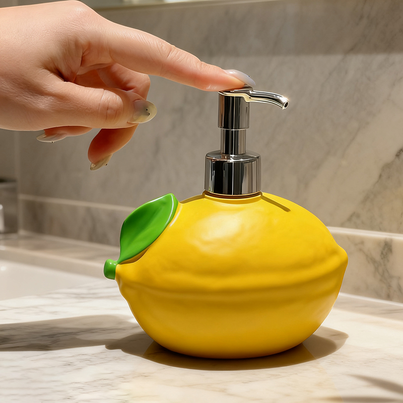 Милый дозатор для мыла в форме – обзор и цена Soap Making Jug